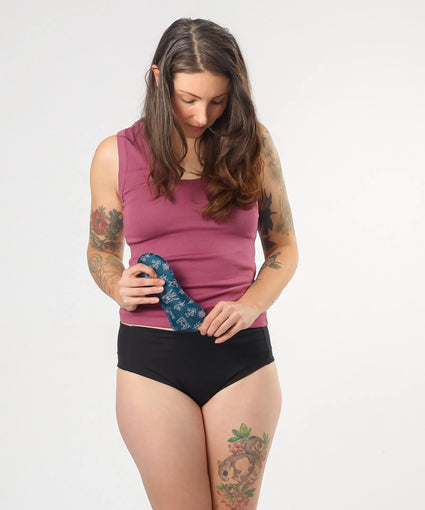 VieWear Period Comfort Underwear + Uterine Ice/Heat Bundle - Nyssa